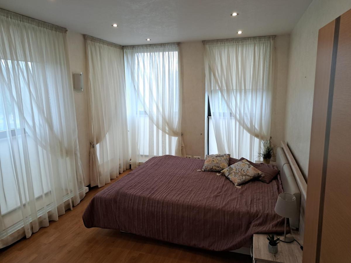 Andy Service Appartments Рига Экстерьер фото
